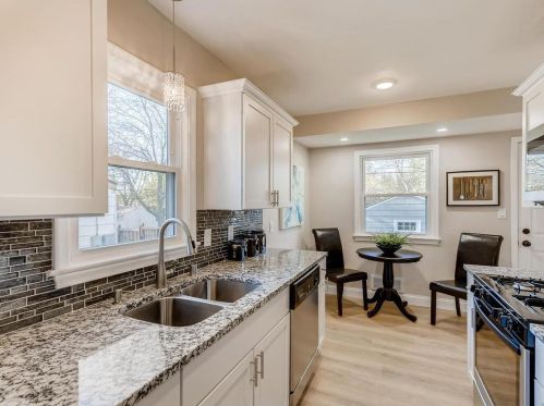 1648 Idaho Ave, Saint Paul MN  55106-1318 exterior