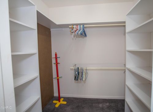 21259 Madison Ave, Big Rapids MI 49307-9754 exterior