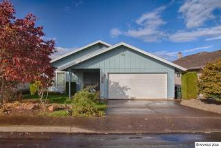 1929 Nut Tree Dr, Salem OR  97304-1110 exterior