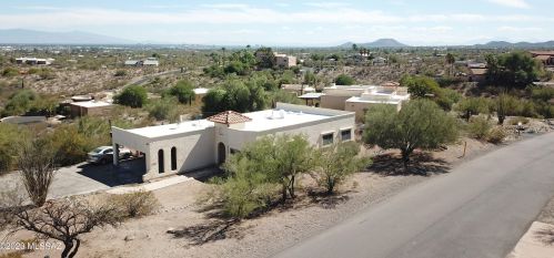 4670 Paseo De Los Cerritos, Tucson AZ 85745-9552 exterior