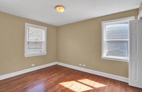 353 124 St, Chicago IL 60628-7214 exterior