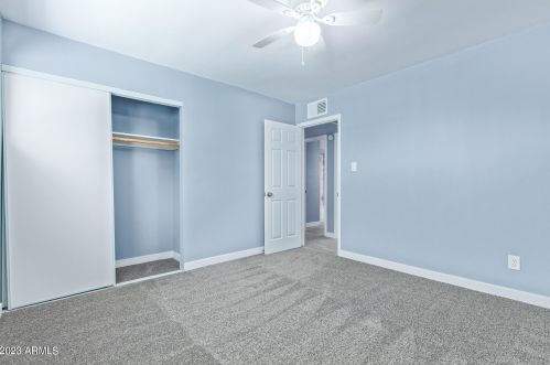 2925 42nd Ave, Phoenix AZ  85019-4323 exterior