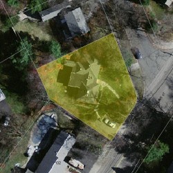 124 Brookline St, Newton MA 02467 aerial view