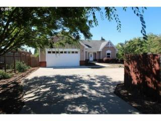 3806 Barger Dr, Eugene, OR 97402-6353