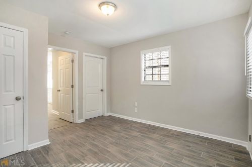 972 Timbervale Ln, Lithonia GA  30058-6010 exterior