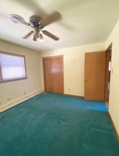 8355 Kedvale Ave, Chicago IL 60624-3529 exterior