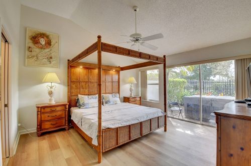 2282 52 St, Boca Raton FL 33496-2202 exterior