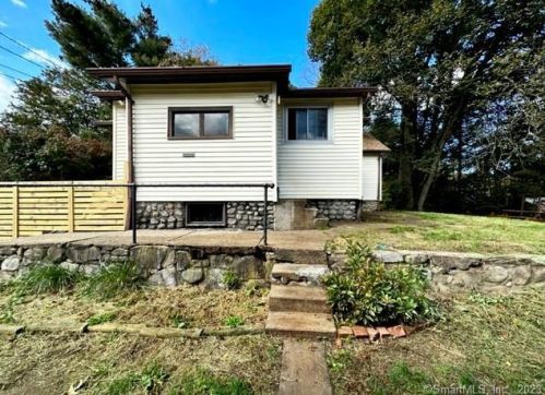 19 Spg St, Seymour CT 06483-3716 exterior