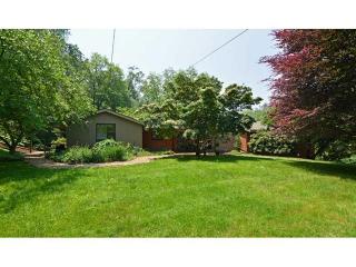 601 Berkshire Dr, Pittsburgh PA  15215-1502 exterior