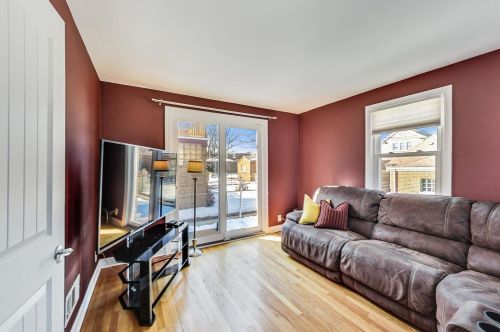 9300 Hamilton Ave, Chicago IL 60643-6311 exterior