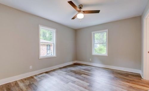 1526 Mayflower Ave, Atlanta GA 30311-2728 exterior