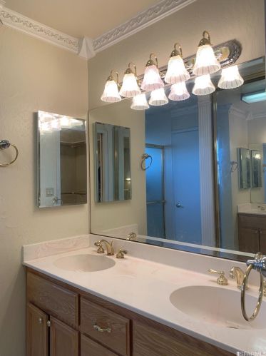 10 Manzanita Ct, Millbrae CA 94030-2848 exterior