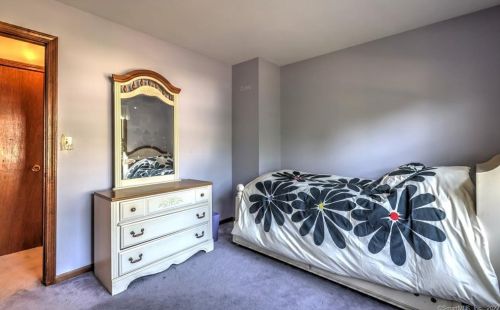 22 Lyda Dr, Milford CT 06460-3756 exterior