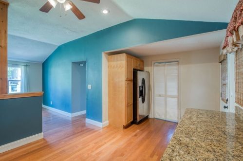 1146 Allen St, Springfield MA  01118-2530 exterior