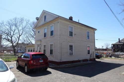 184 Washington St, New Britain CT 06051-4403 exterior