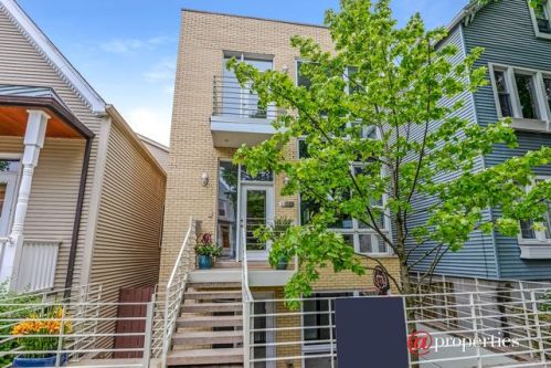 2241 Melrose St, Chicago IL  60618-5947 exterior