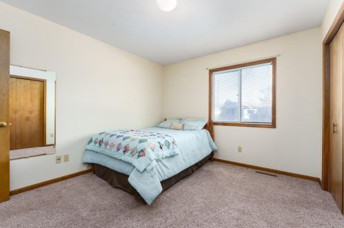 5190 Grn Mdw Rd, Kalamazoo MI 49009-1262 exterior