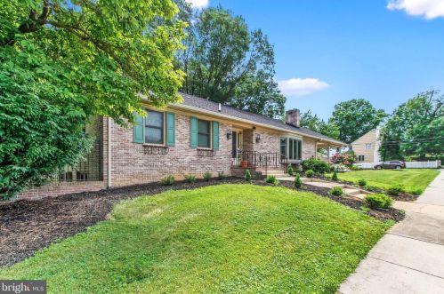 101 Oak St, Hanover, PA 17331-1848