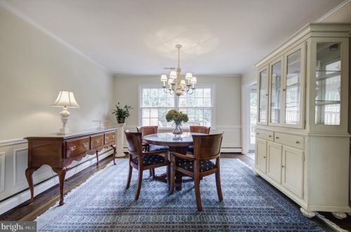 735 Hickory Ln, Berwyn PA 19312-1438 exterior