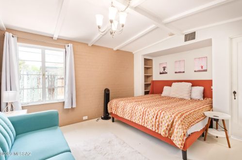 1211 Forgeus Ave, Tucson AZ  85716-3831 exterior