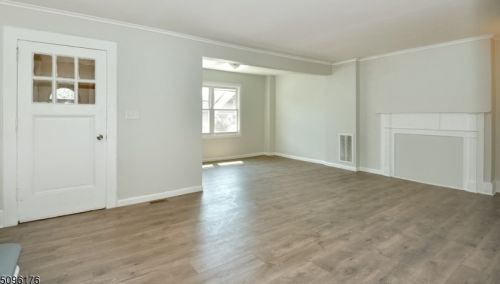 1433 Clinton Ave, Irvington NJ 07111-4247 exterior