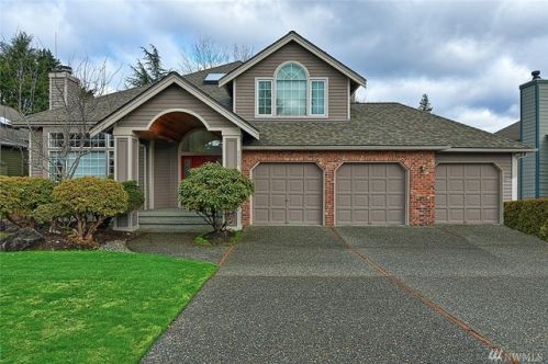 2423 240th St, Bothell, WA 98021-9535