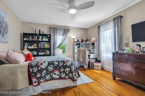 228 Myrtle Ave, Westfield NJ 07090-1516 exterior