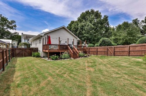 1985 Main St, Atlanta GA 30344-0016 exterior