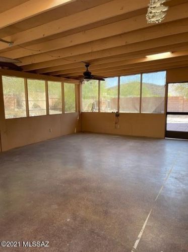 5276 Camino De Ln Tierra, Tucson AZ 85746-1018 exterior