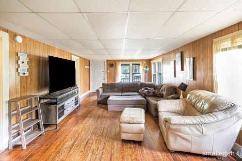 1925 Vly St, Meskegon MI 49442-5929 exterior