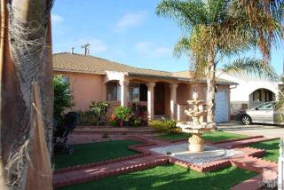 443 Birch St, Oxnard CA  93033-3213 exterior