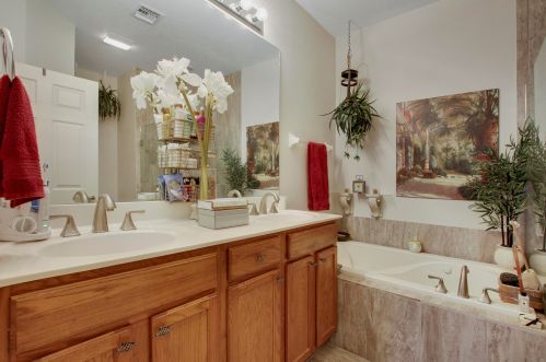 9201 Wentworth Ln, Fort Pierce FL  34986-3287 exterior