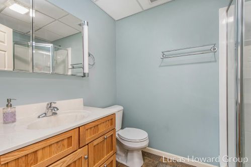 286 Riverwood Dr, Middlevle MI  49333-9075 exterior