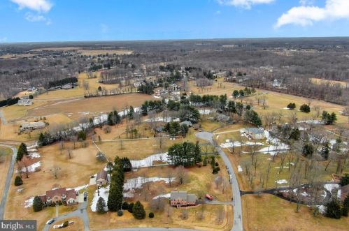 2 Granby Ct, Rockville MD 20855-1406 exterior