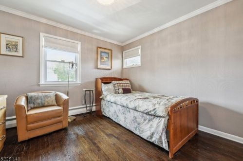 26 Richland Dr, Springfield NJ  07081-2509 exterior