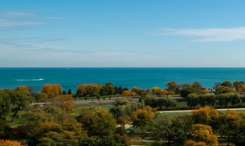 2912 Commonwealth Ave, Chicago IL  60657-6236 exterior