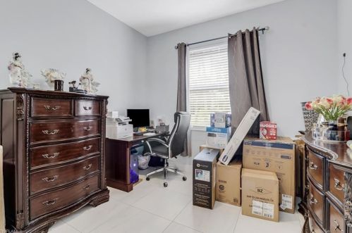 2510 54 Ave, Naples FL 34120-0500 exterior