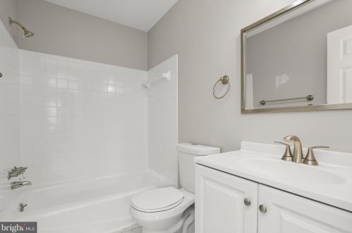 113 Monument St, Rockville MD 20850-2836 exterior