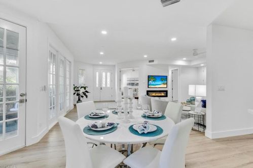 161 Colonade Cir, Naples FL 34103-8720 exterior