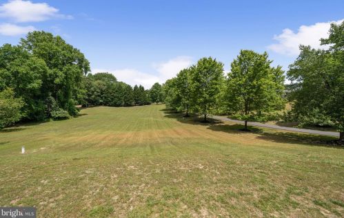 801 White Marsh Ct, Huntingtown MD 20639-2802 exterior