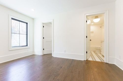 5666 Long Island Dr, Atlanta GA  30327-4842 exterior