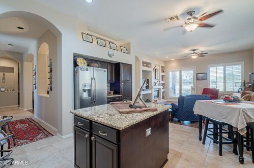 16814 1st Dr, Phoenix AZ 85021-5670 exterior