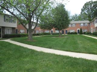 5364 Jamestowne Ct, Baltimore MD  21229-3163 exterior