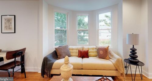 1900 19 St, Philadelphia PA 19145-1440 exterior