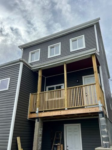 114 Amanda Ave, Pittsburgh PA  15210-2148 exterior