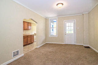 738 10th St, Monroeville PA  15140-1106 exterior