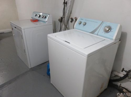 543 Sayre Ave, Perth Amboy NJ 08861-3613 exterior