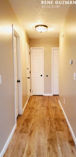 1512 Herrick Ave, Grand Rapids MI 49505-4867 exterior