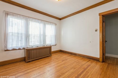 3300 Avers Ave, Chicago IL 60618-5203 exterior