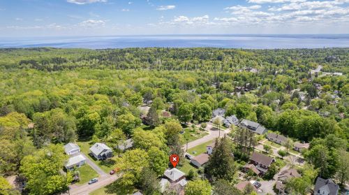 517 Minneapolis Ave, Duluth MN 55803-1814 exterior